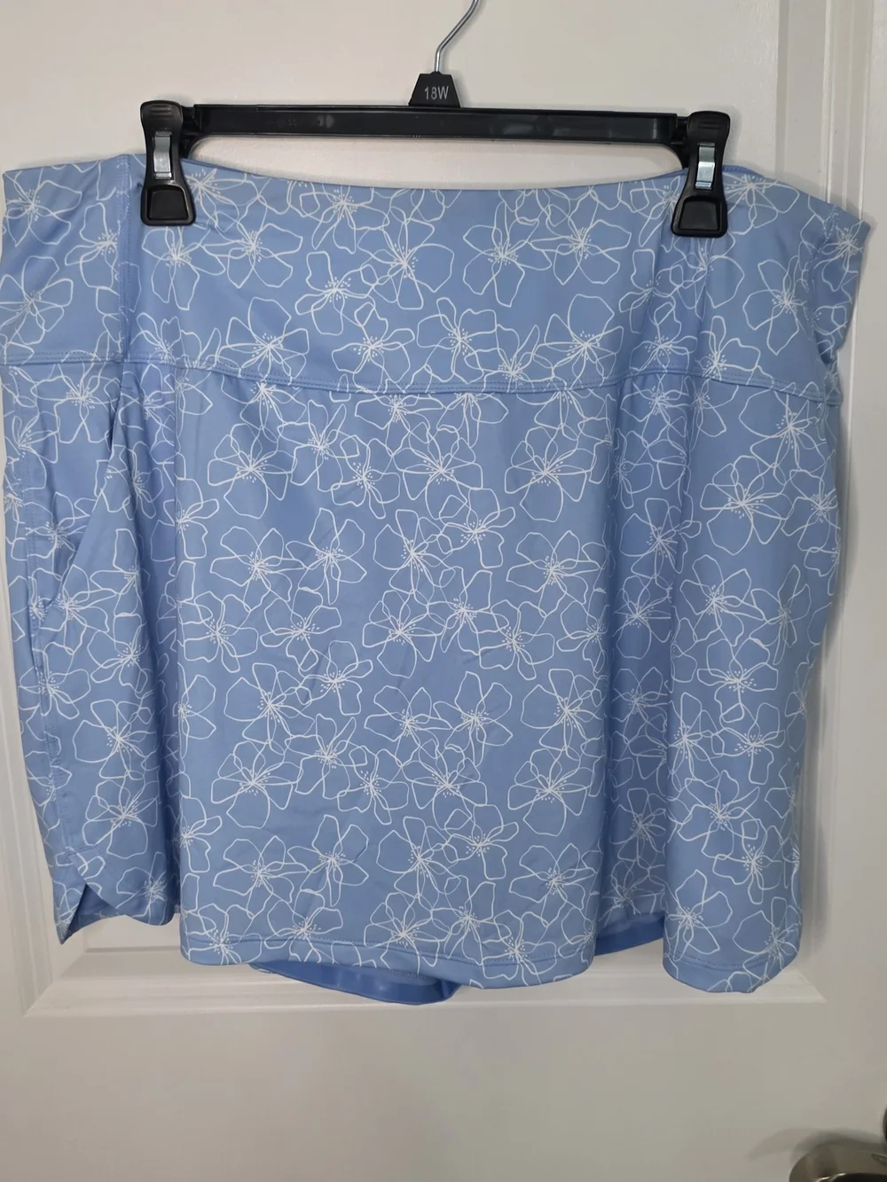 Puma Light Blue Floral GOLF LADIES PWRMesh Tagged Skort